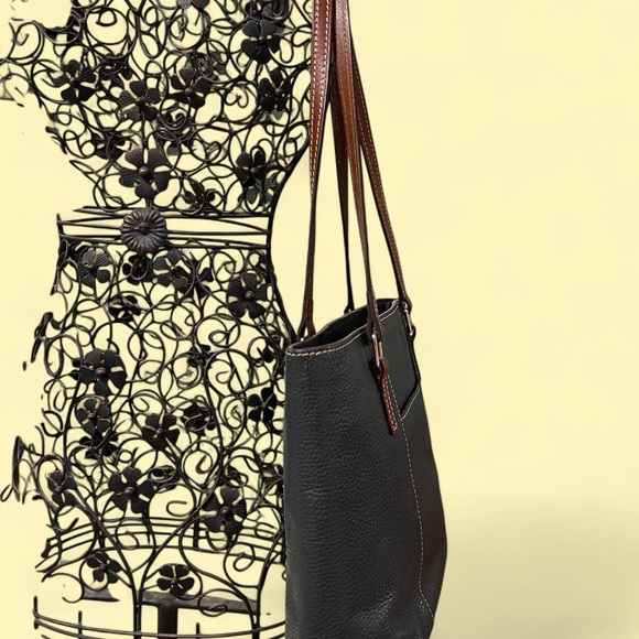 Dooney & Bourke Lexington - Picture 7 of 8